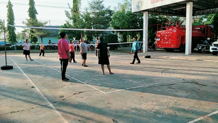  สนามกีฬาและลานกีฬาหมู่บ้านในตำบลคอนส...
